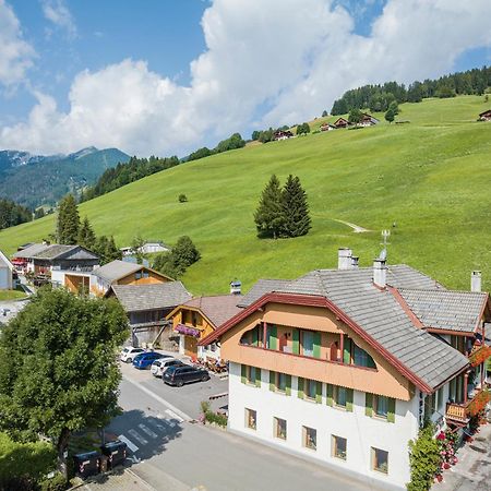 Gasthof Albergo Dolomiten Брайес  Экстерьер фото